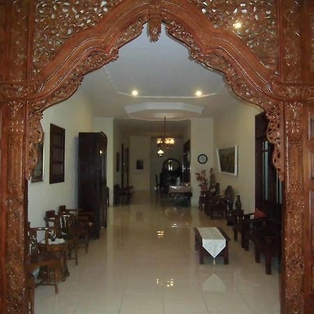 Griya Putri Dewi Guesthouse 日惹 外观 照片